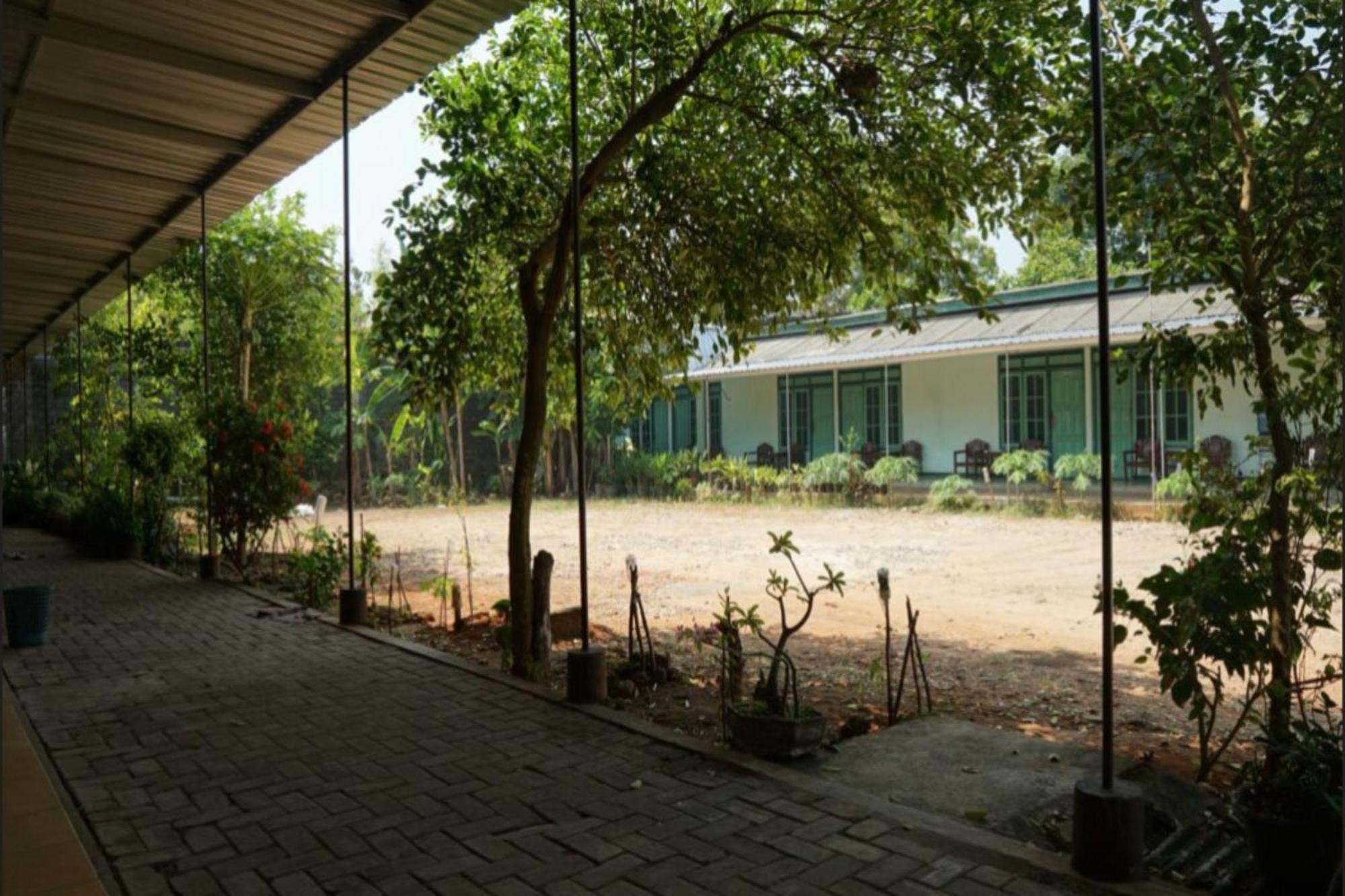 Spot On 93611 Kost Pak Suyatno Syariah 2 Ponorogo Exterior foto
